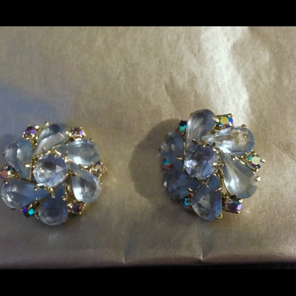 Vintage Light Blue Rhinestone Clip Earrings - Picture 6 of 8